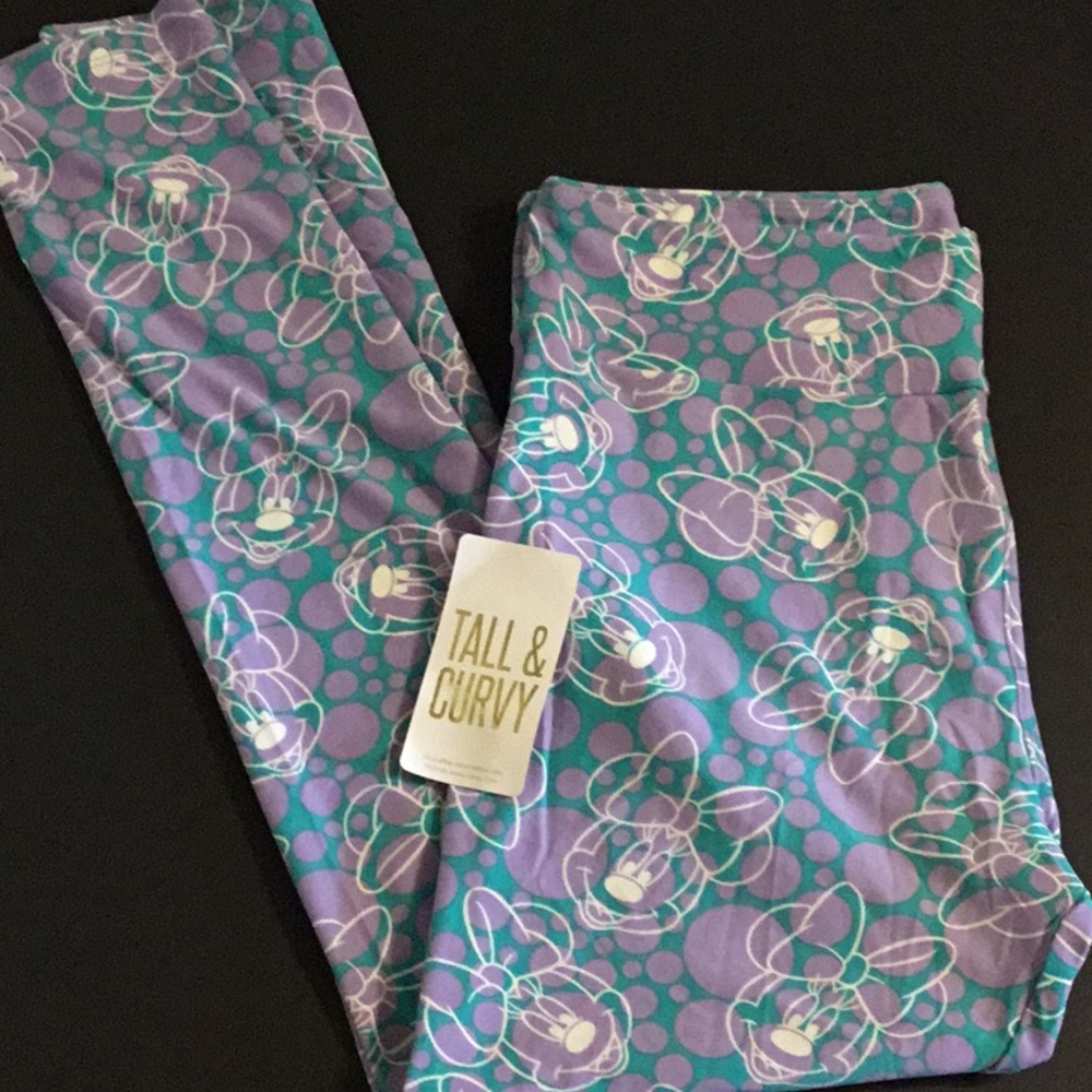 NWOT Disney Lularoe TC leggings Minnie with dots.